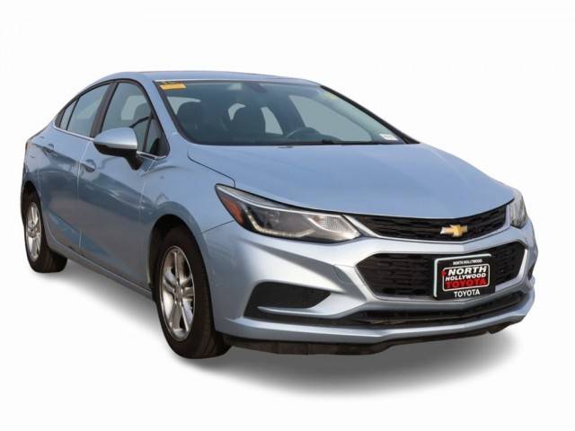 2018 Chevrolet Cruze LT FWD photo