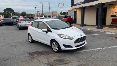 2018 Ford Fiesta SE FWD photo