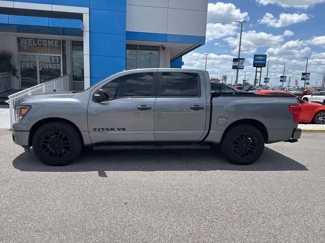 2018 Nissan Titan SL RWD photo