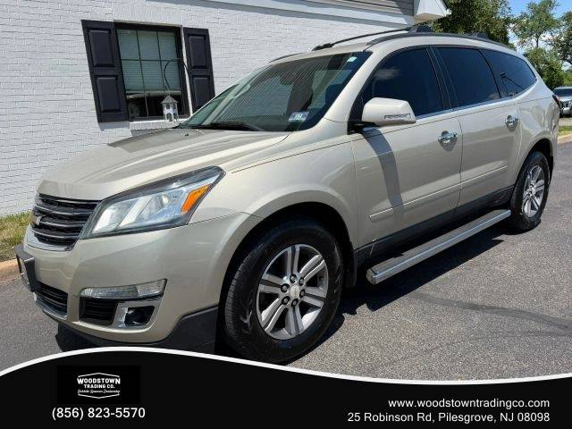2015 Chevrolet Traverse LT AWD photo