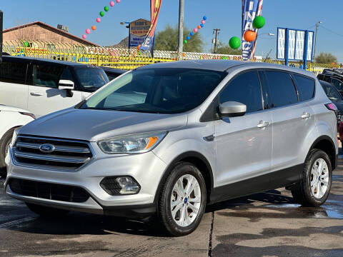 2017 Ford Escape SE FWD photo