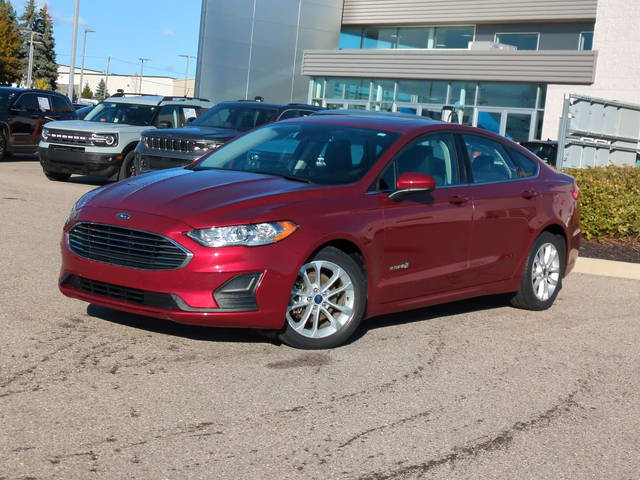 2019 Ford Fusion SE FWD photo