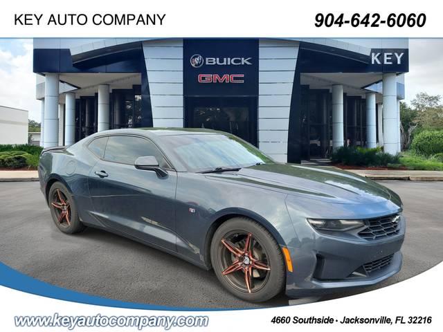2019 Chevrolet Camaro 1LT RWD photo
