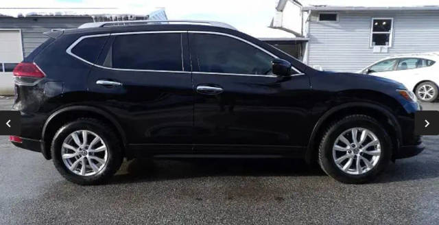 2019 Nissan Rogue SV FWD photo