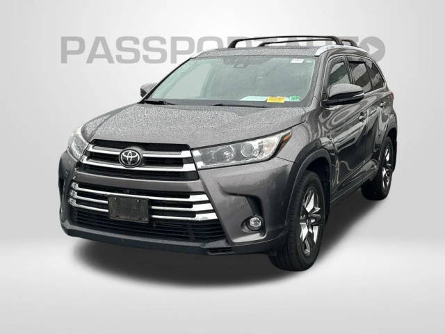 2019 Toyota Highlander Limited Platinum AWD photo