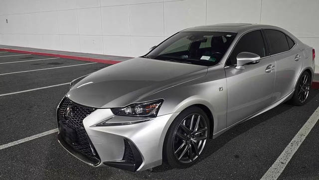 2019 Lexus IS IS 300 F SPORT AWD photo