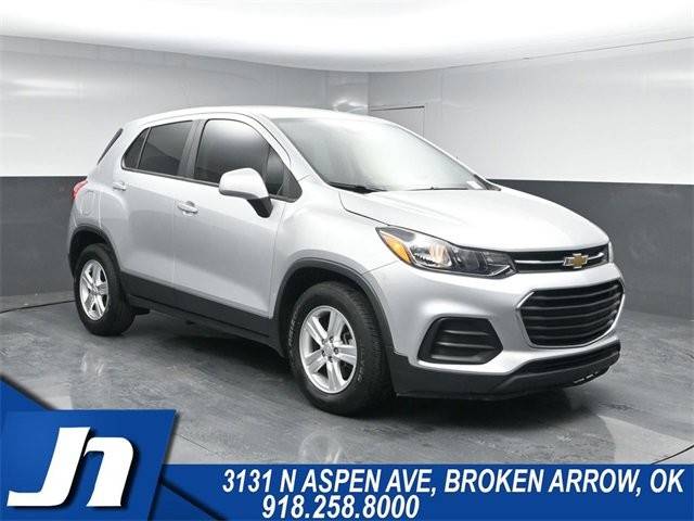 2019 Chevrolet Trax LS FWD photo