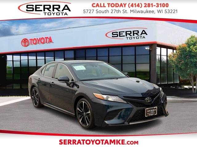 2019 Toyota Camry XSE FWD photo