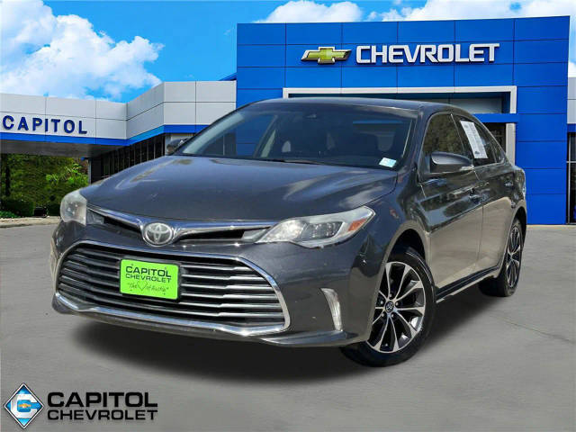 2018 Toyota Avalon XLE FWD photo