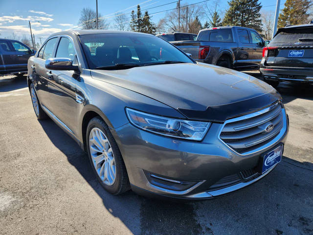 2018 Ford Taurus Limited FWD photo