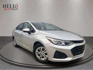 2019 Chevrolet Cruze  FWD photo
