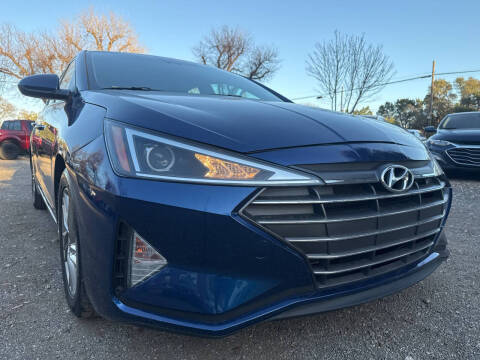 2019 Hyundai Elantra SEL FWD photo