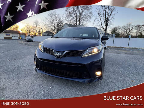 2019 Toyota Sienna SE FWD photo