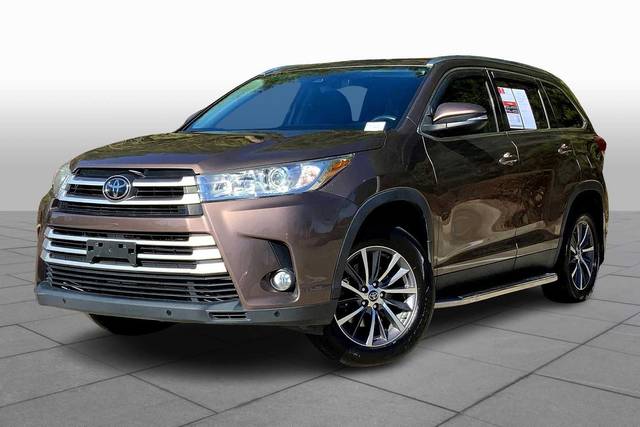 2019 Toyota Highlander XLE AWD photo