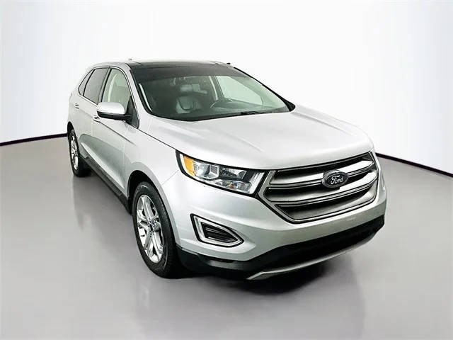 2018 Ford Edge Titanium AWD photo