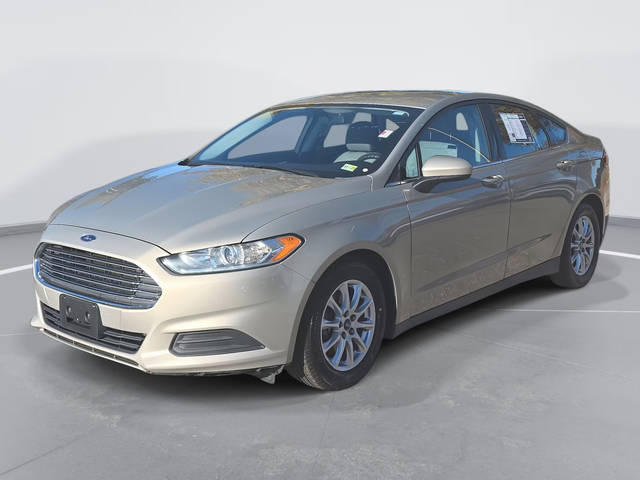 2015 Ford Fusion S FWD photo
