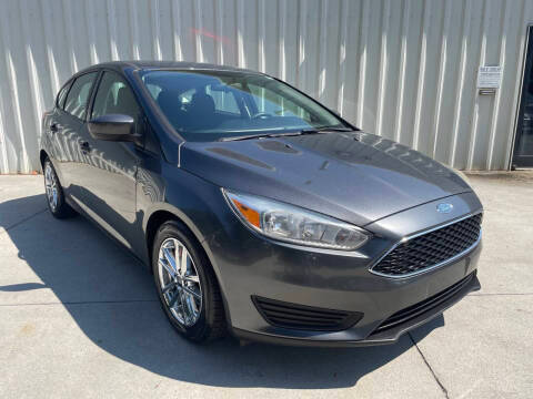 2018 Ford Focus SE FWD photo