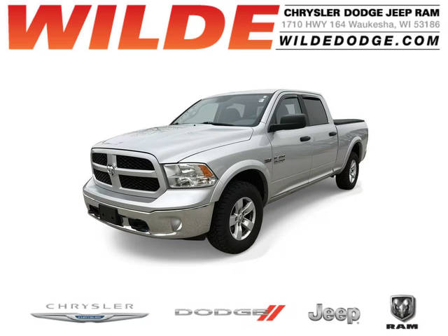 2018 Ram 1500 SLT 4WD photo