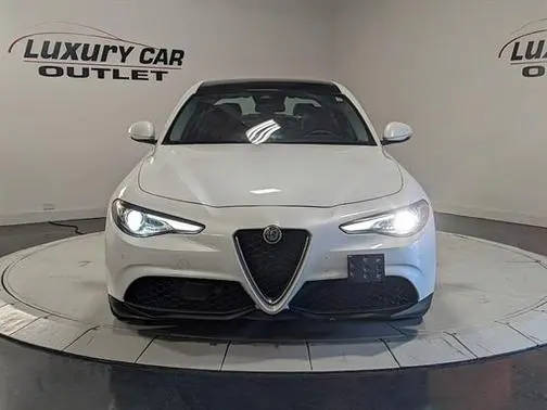 2018 Alfa Romeo Giulia Ti Sport AWD photo
