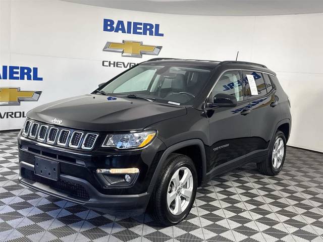 2019 Jeep Compass Latitude 4WD photo