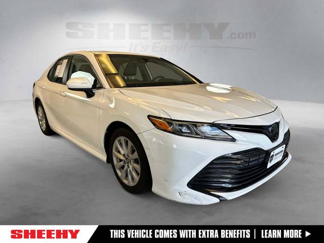 2019 Toyota Camry LE FWD photo