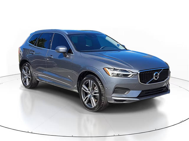 2019 Volvo XC60 Momentum AWD photo