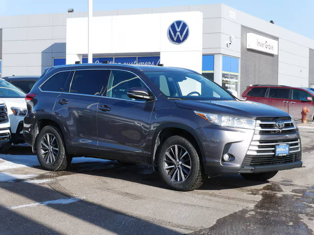 2019 Toyota Highlander XLE AWD photo