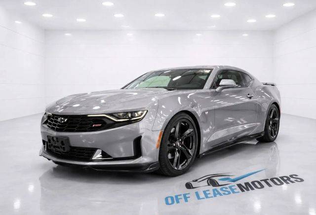 2019 Chevrolet Camaro 2LT RWD photo