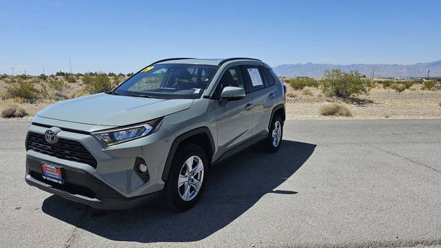 2019 Toyota RAV4 XLE FWD photo