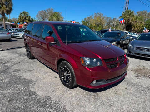2019 Dodge Grand Caravan GT FWD photo