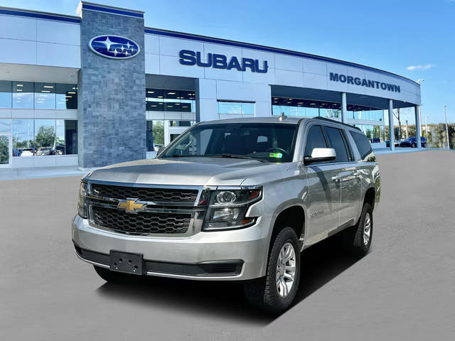 2019 Chevrolet Suburban LT 4WD photo