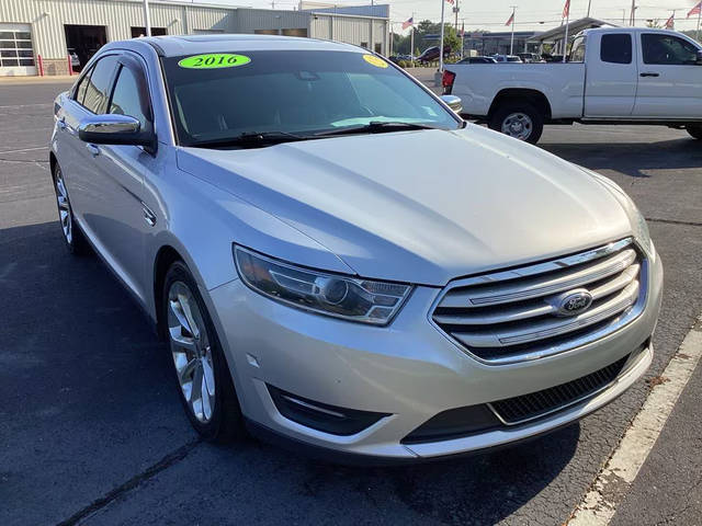 2016 Ford Taurus Limited AWD photo