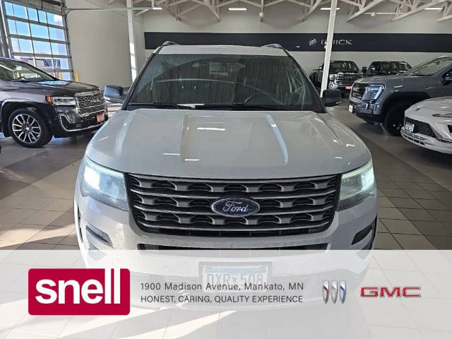 2016 Ford Explorer XLT 4WD photo