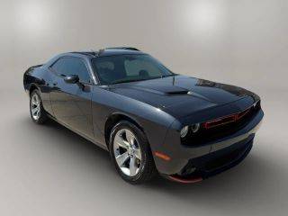 2019 Dodge Challenger SXT RWD photo