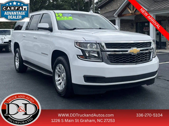 2019 Chevrolet Suburban LT 4WD photo