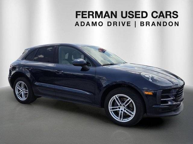 2019 Porsche Macan  AWD photo