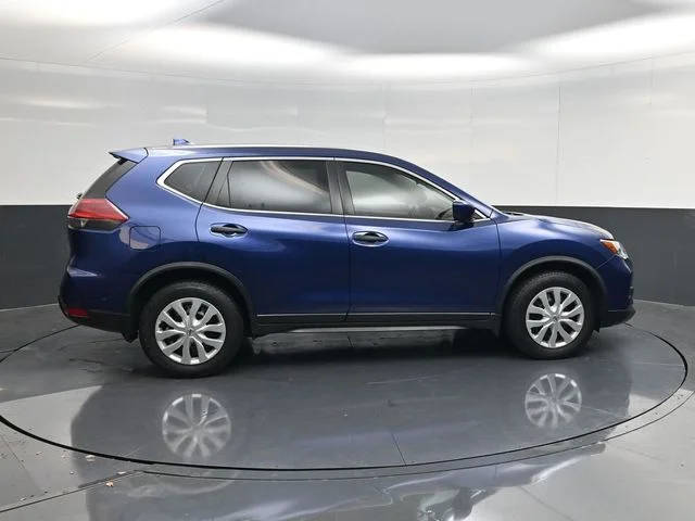 2019 Nissan Rogue S FWD photo