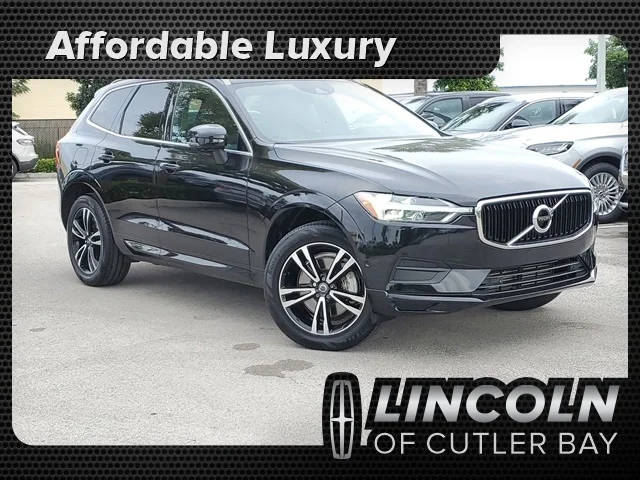 2019 Volvo XC60 Momentum AWD photo