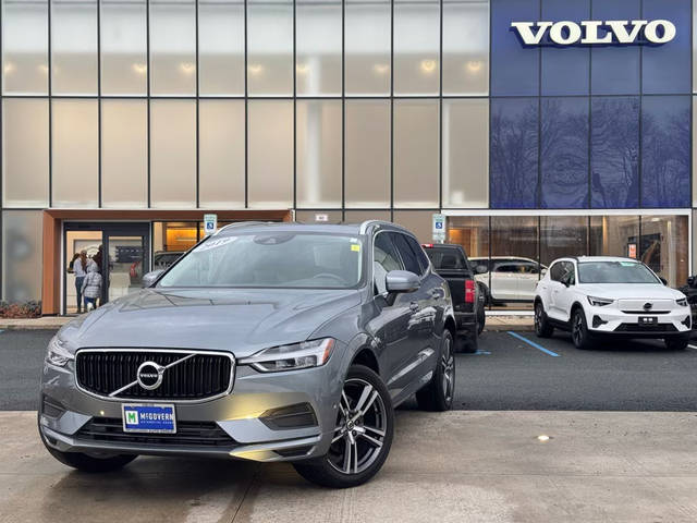 2019 Volvo XC60 Momentum AWD photo