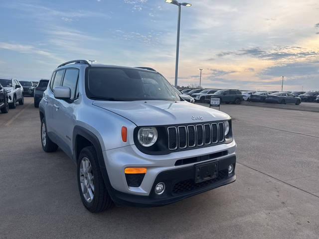 2019 Jeep Renegade Latitude 4WD photo