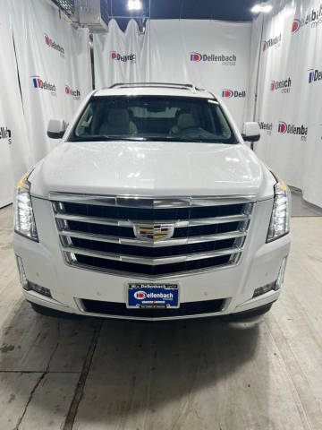2019 Cadillac Escalade Luxury 4WD photo