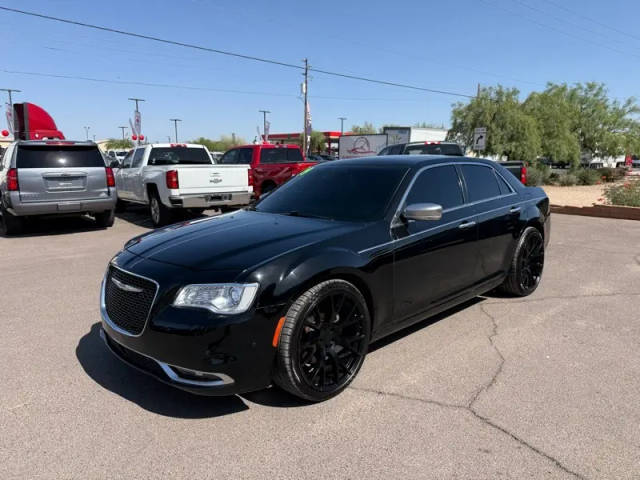 2019 Chrysler 300 300C RWD photo