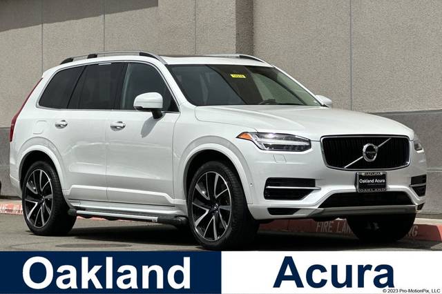 2019 Volvo XC90 Momentum AWD photo