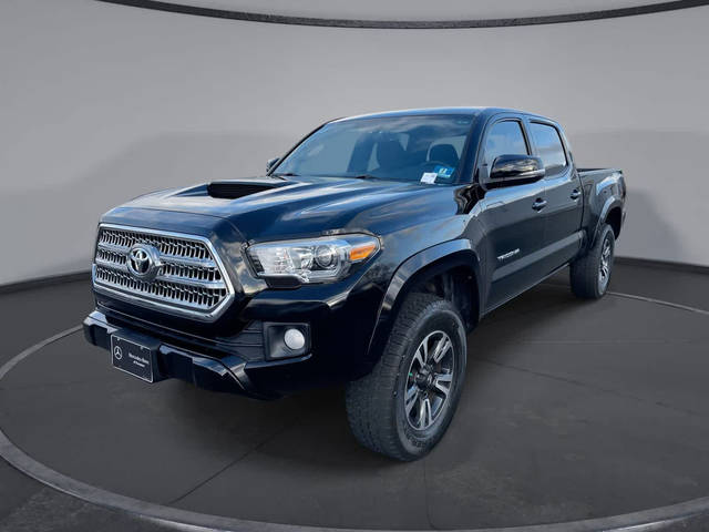 2016 Toyota Tacoma TRD Sport RWD photo