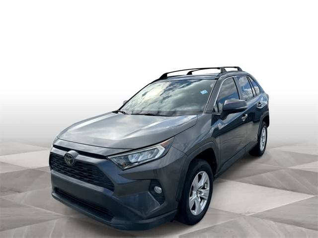 2019 Toyota RAV4 XLE FWD photo