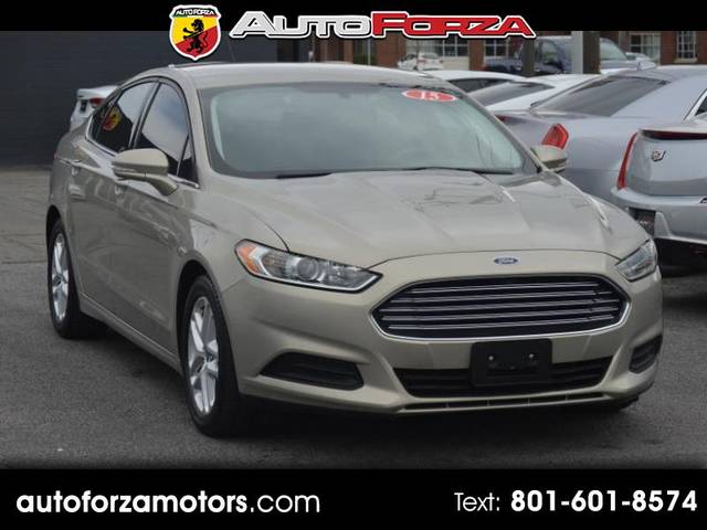 2015 Ford Fusion SE FWD photo
