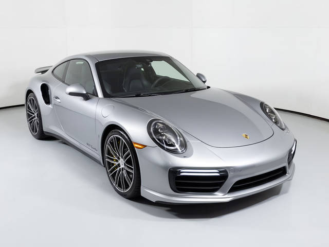 2018 Porsche 911 Turbo AWD photo