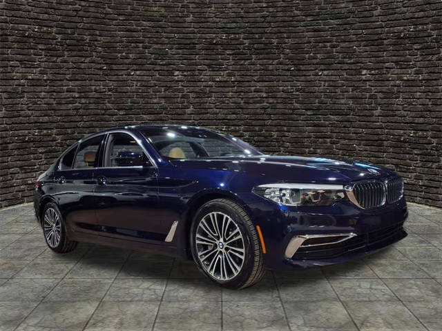 2019 BMW 5 Series 530i xDrive AWD photo