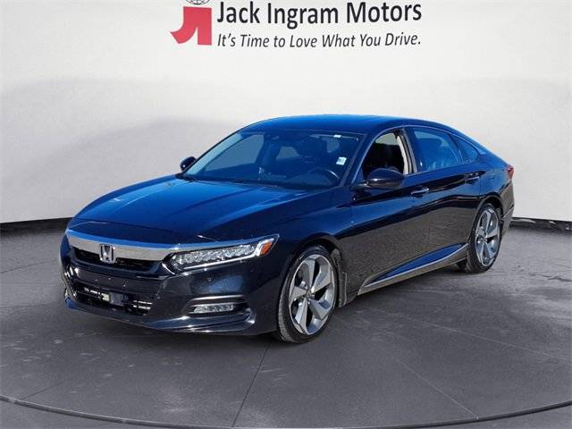 2019 Honda Accord Touring 2.0T FWD photo