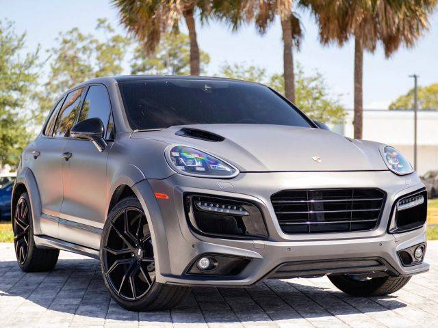 2015 Porsche Cayenne Turbo AWD photo